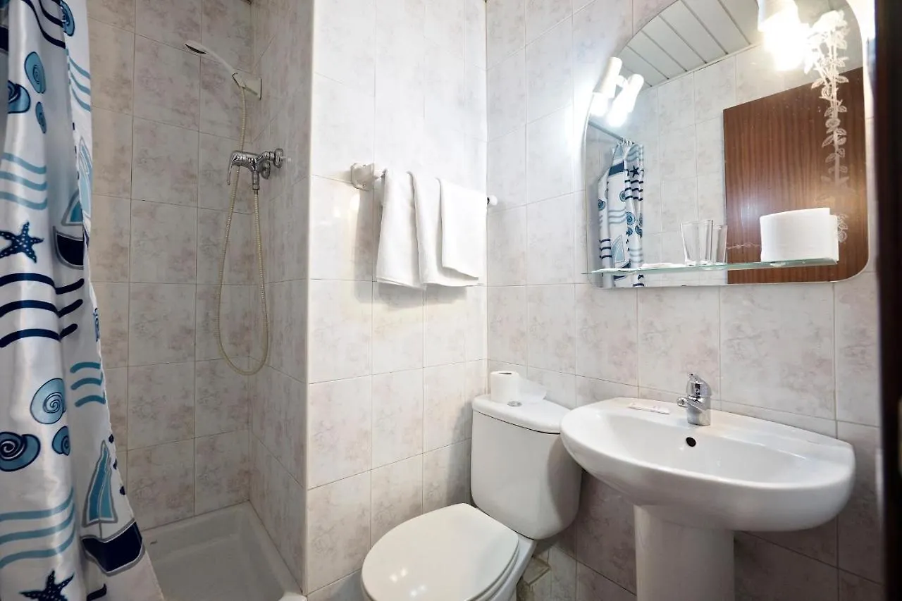 ברצלונה Hostal Ballestero