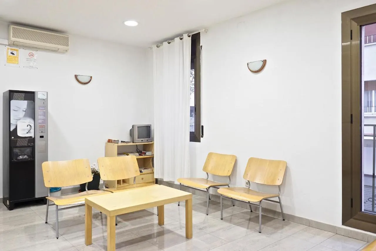 ברצלונה Hostal Ballestero 2*,  ספרד