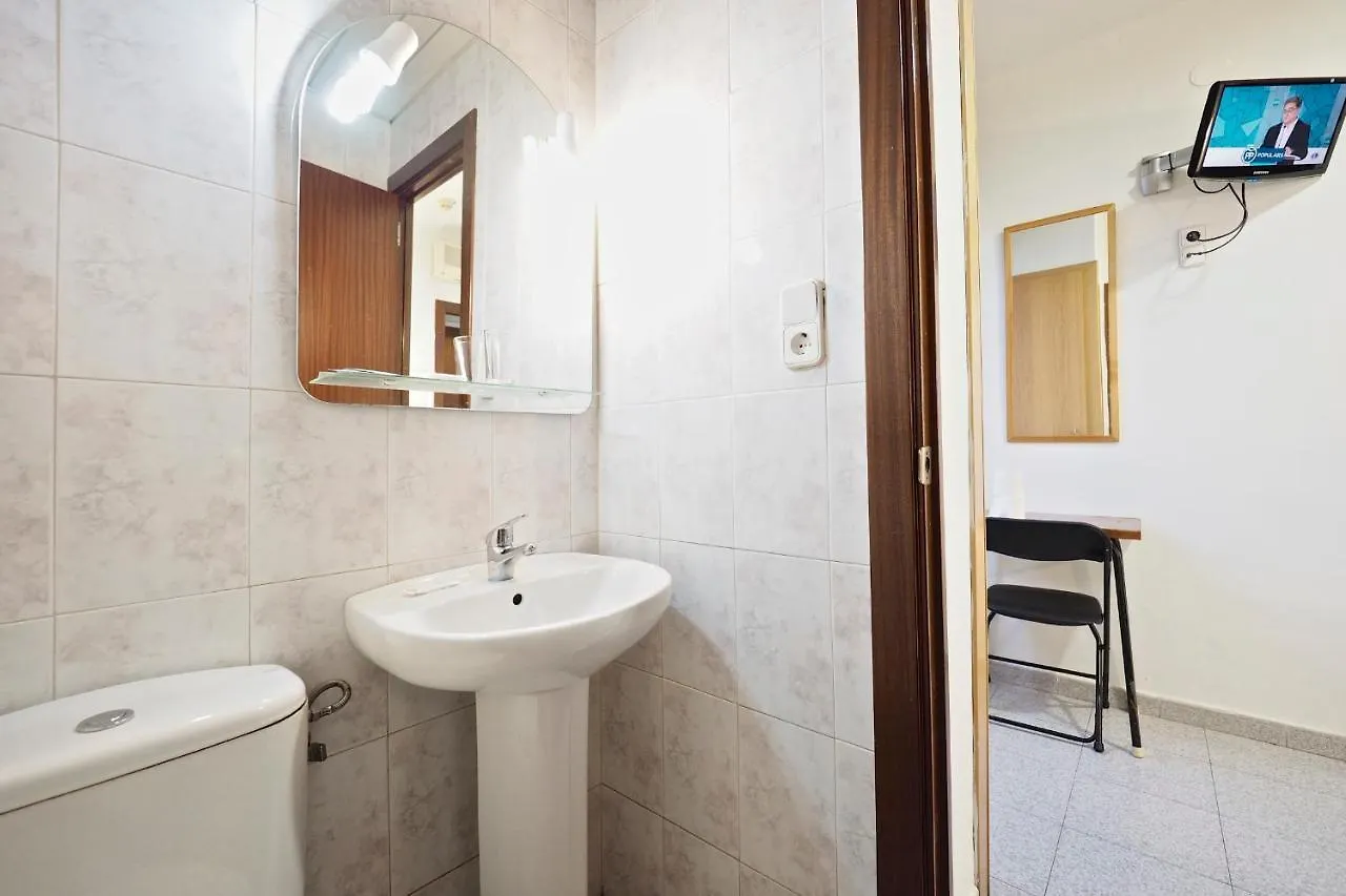 בית הארחה ברצלונה Hostal Ballestero