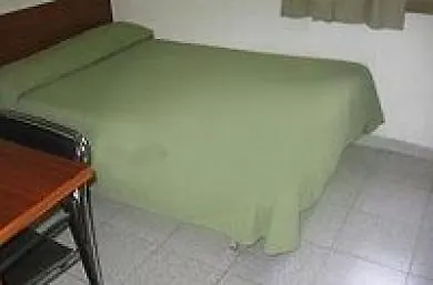 ברצלונה Hostal Ballestero 2*,
